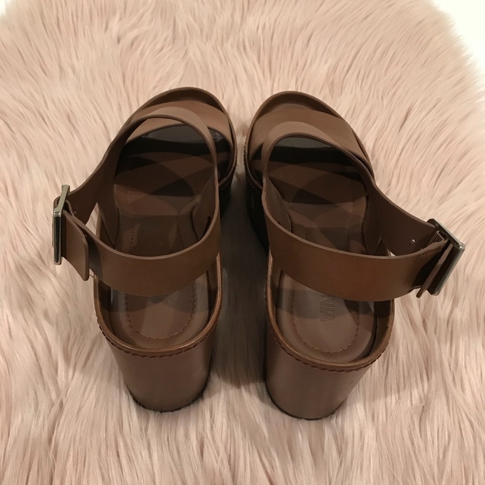 SOLD VINCE Idalia Platform Leather Sandals - Picture 3 of 5